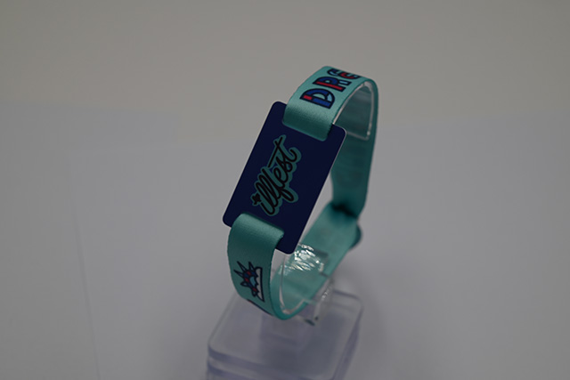 滴膠卡鑰匙扣-小區(qū)物業(yè)門禁卡！