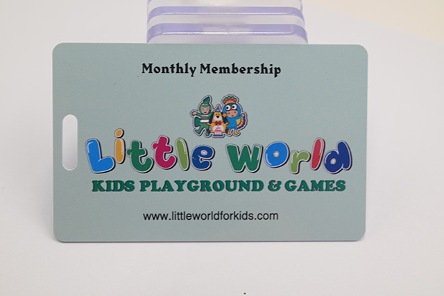 桂林新區(qū)國(guó)稅局實(shí)行“辦稅服務(wù)一卡通”，大大縮短了辦稅時(shí)間